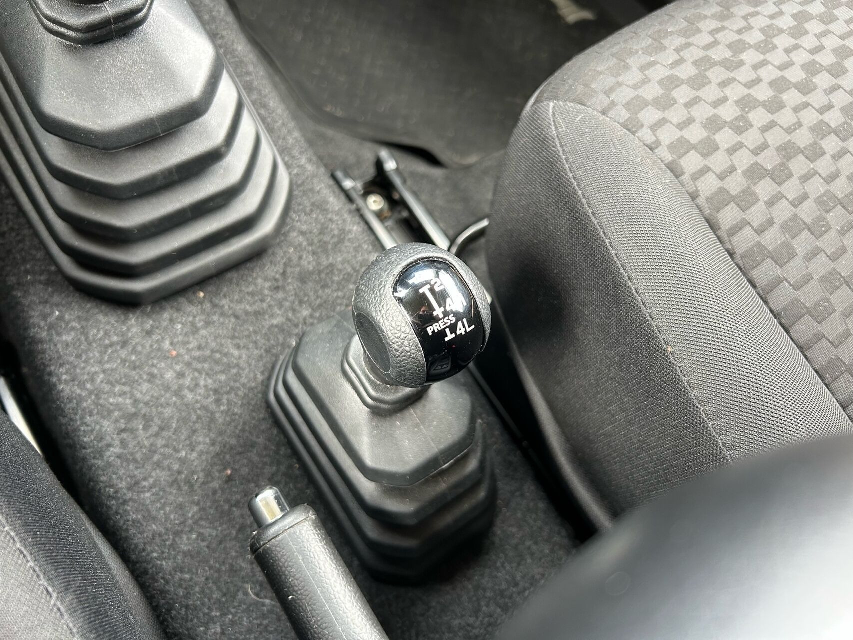 Grøn Suzuki Jimny fra 2023