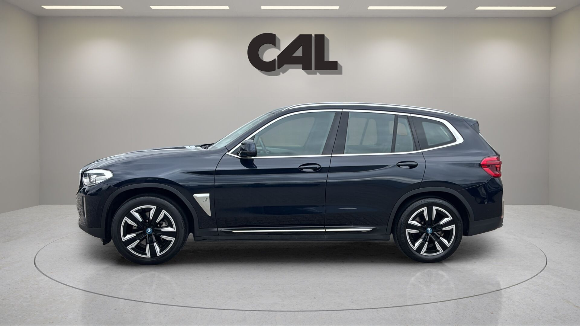 Sort BMW iX3 fra 2021