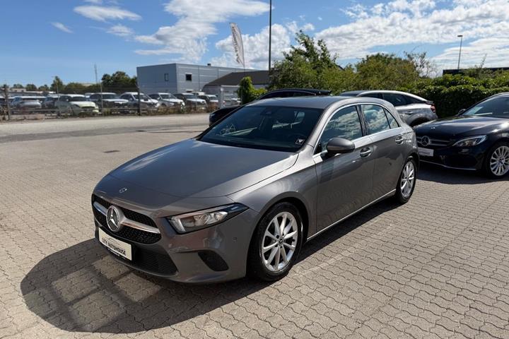 undefined Mercedes A180 d fra 2017