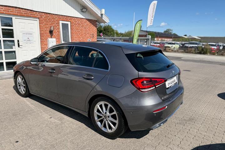 undefined Mercedes A180 d fra 2017