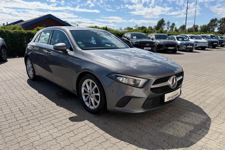 undefined Mercedes A180 d fra 2017