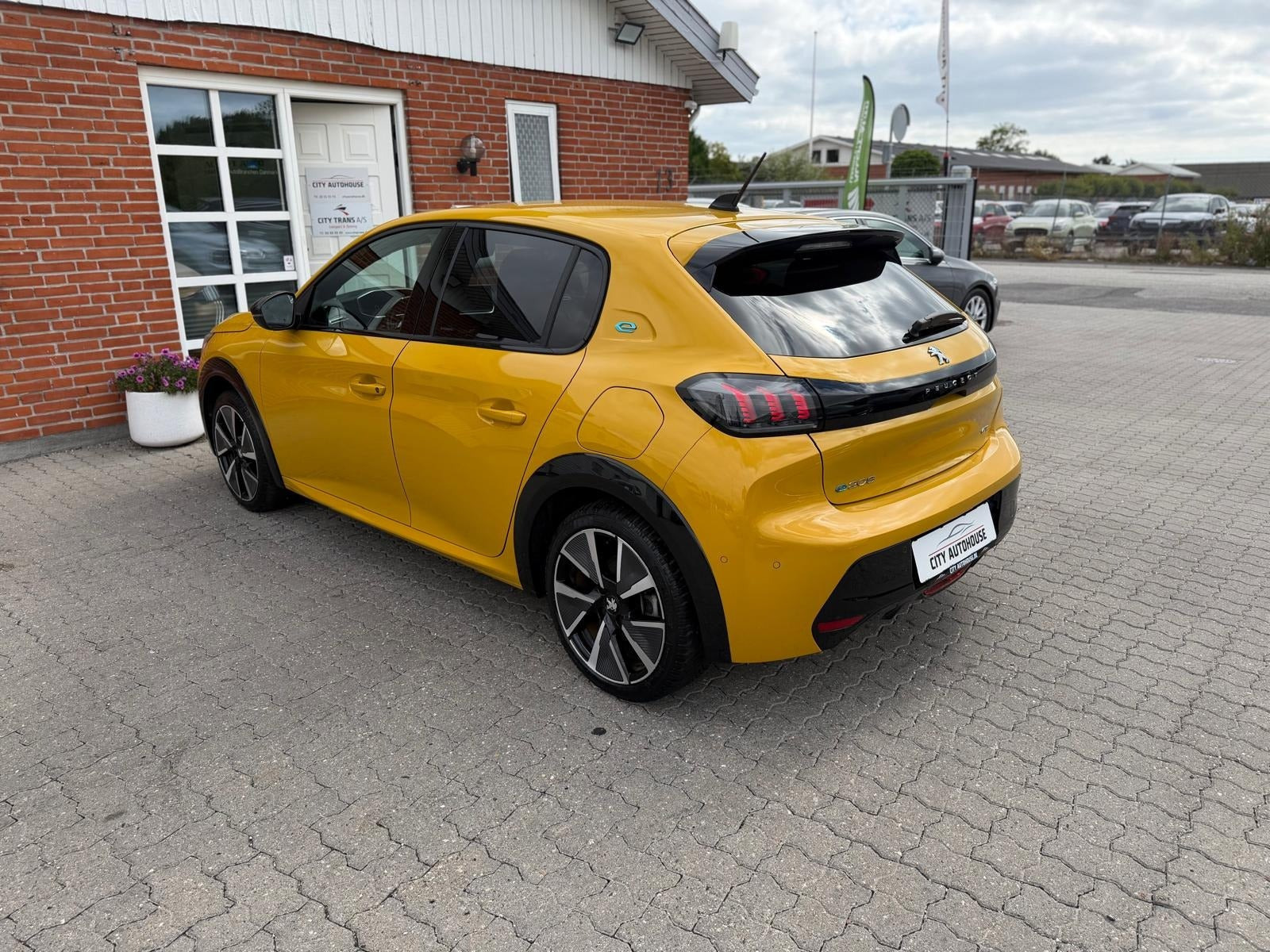 undefined Peugeot e-208 fra 2021
