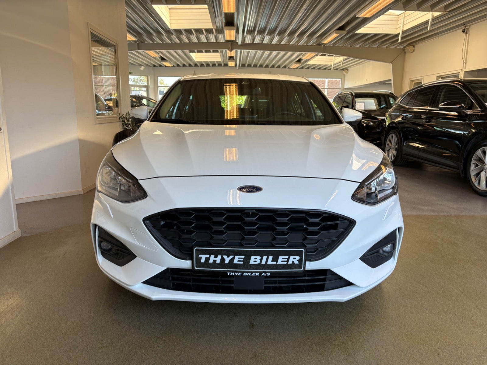 Hvid Ford Focus fra 2019