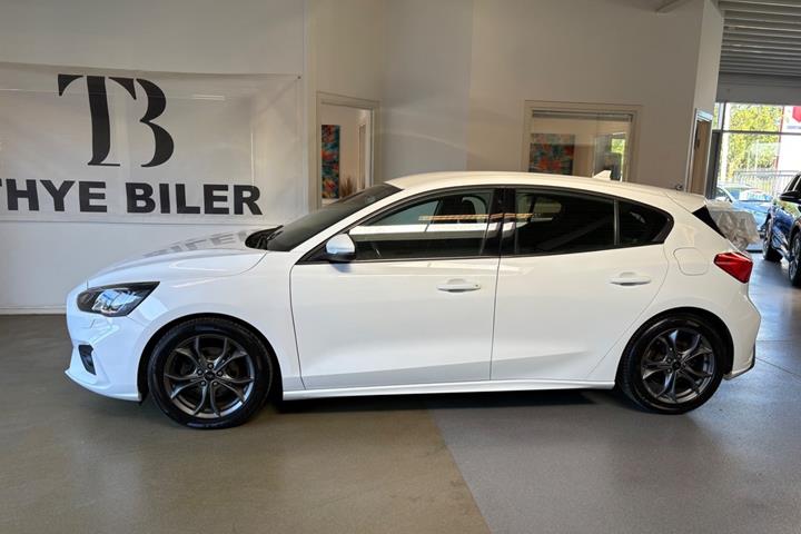 Hvid Ford Focus fra 2019