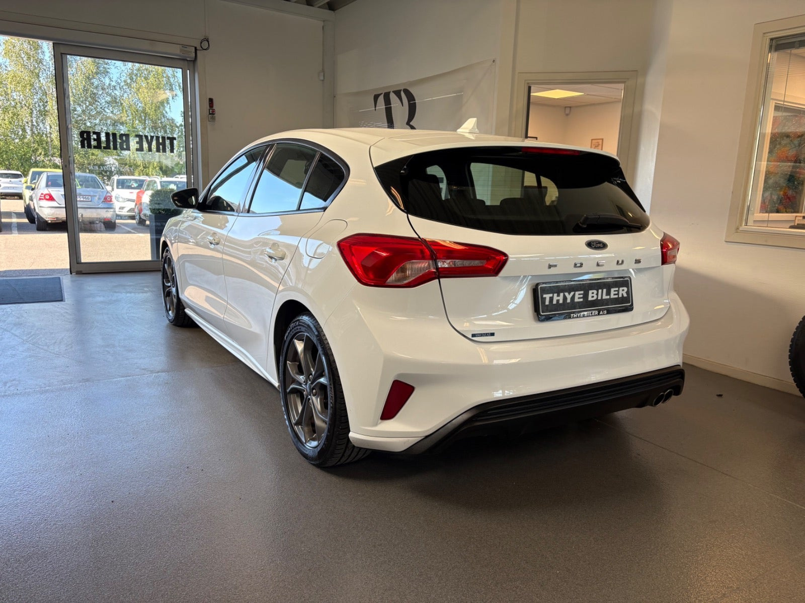 Hvid Ford Focus fra 2019