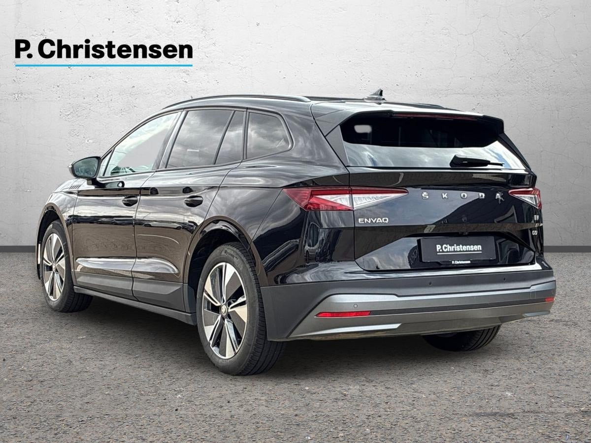 Sort Skoda Enyaq fra 2023