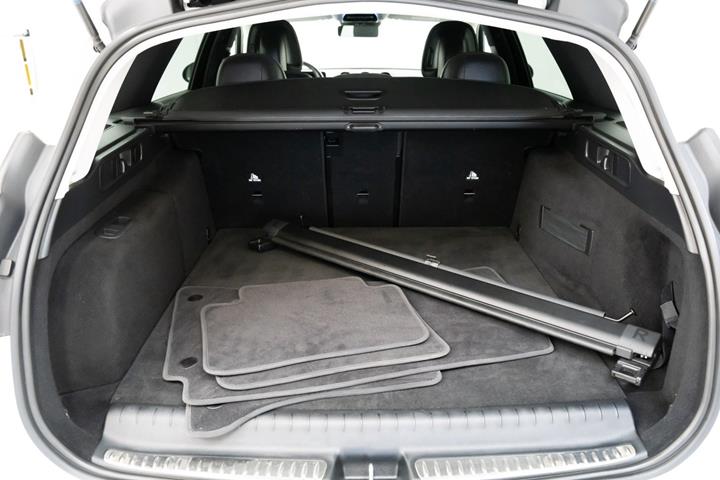 undefined Mercedes C300 e fra 2022
