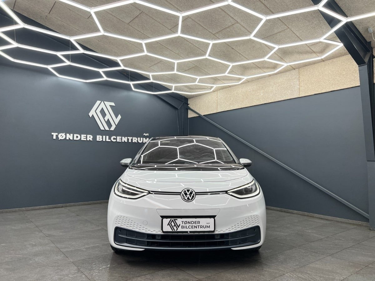 Hvid VW ID.3 fra 2023
