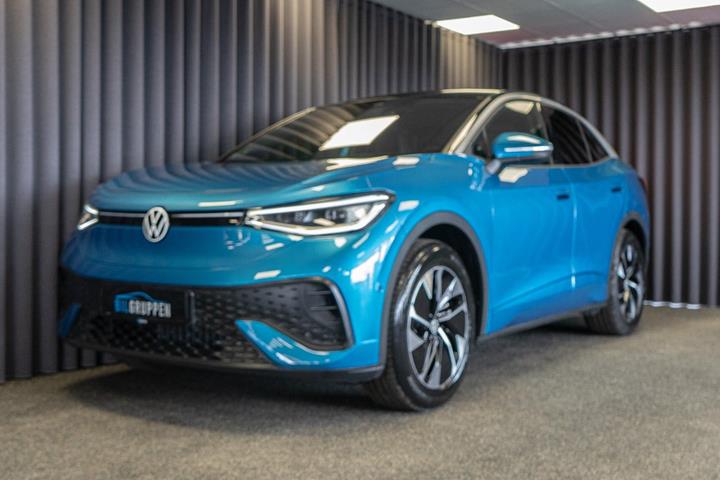 Blå VW ID.5 fra 2024