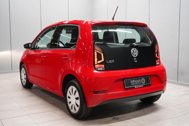 Rød VW UP! fra 2019