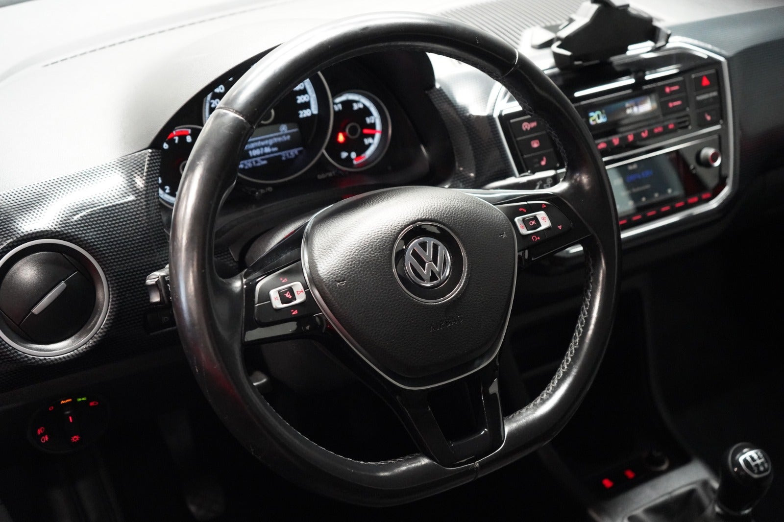 Rød VW UP! fra 2019