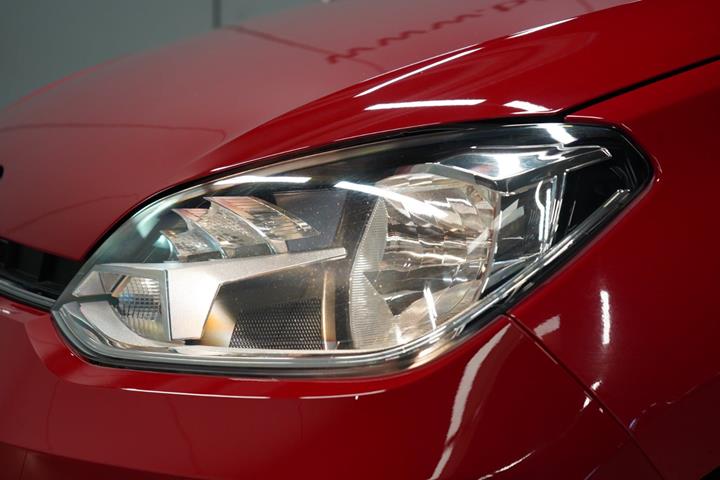 Rød VW UP! fra 2019
