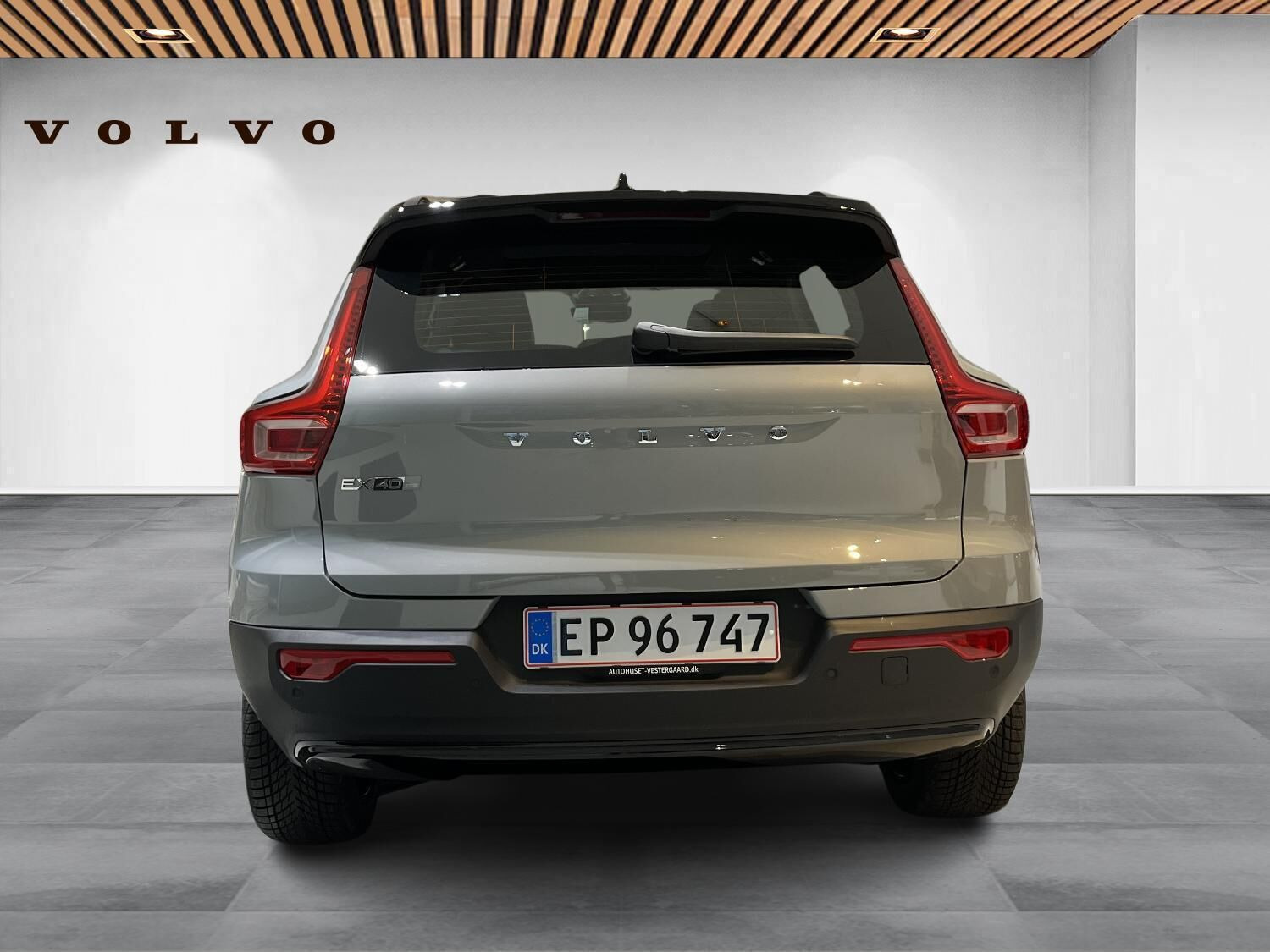 Grå Volvo EX40 fra 2026