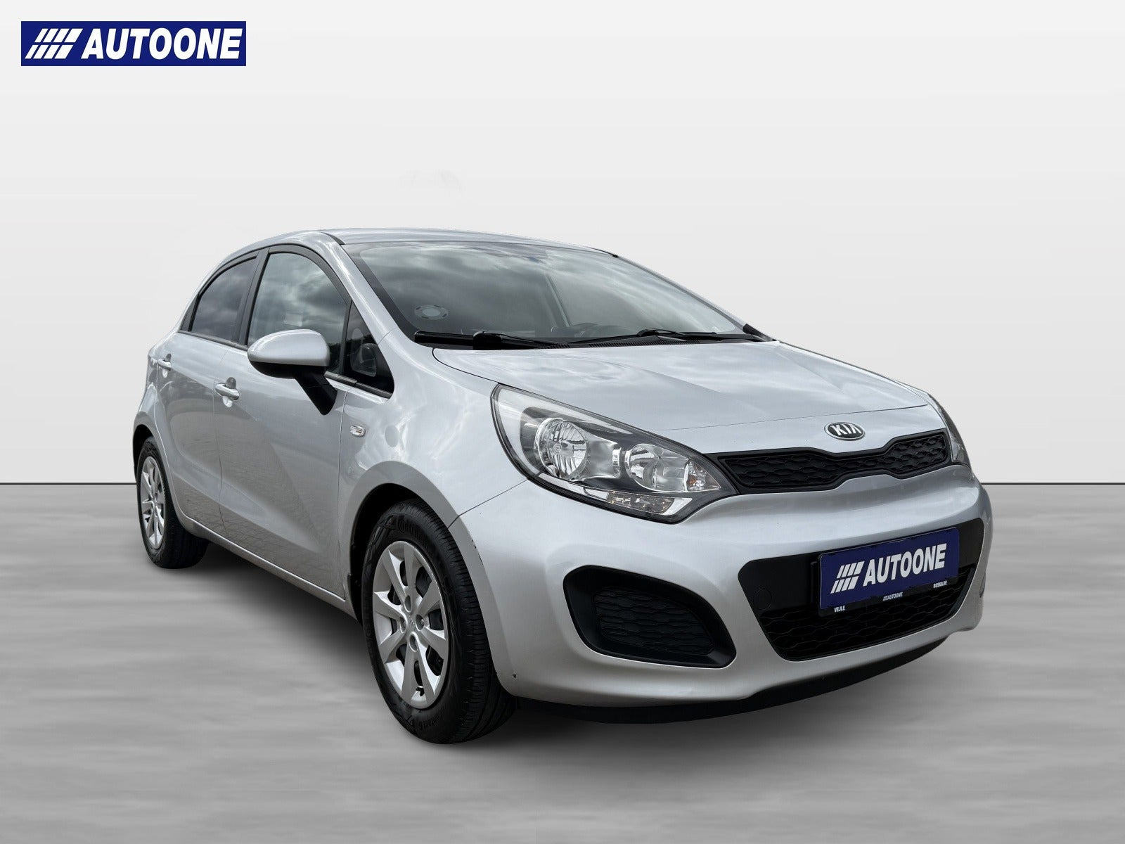 Sølv Kia Rio fra 2014