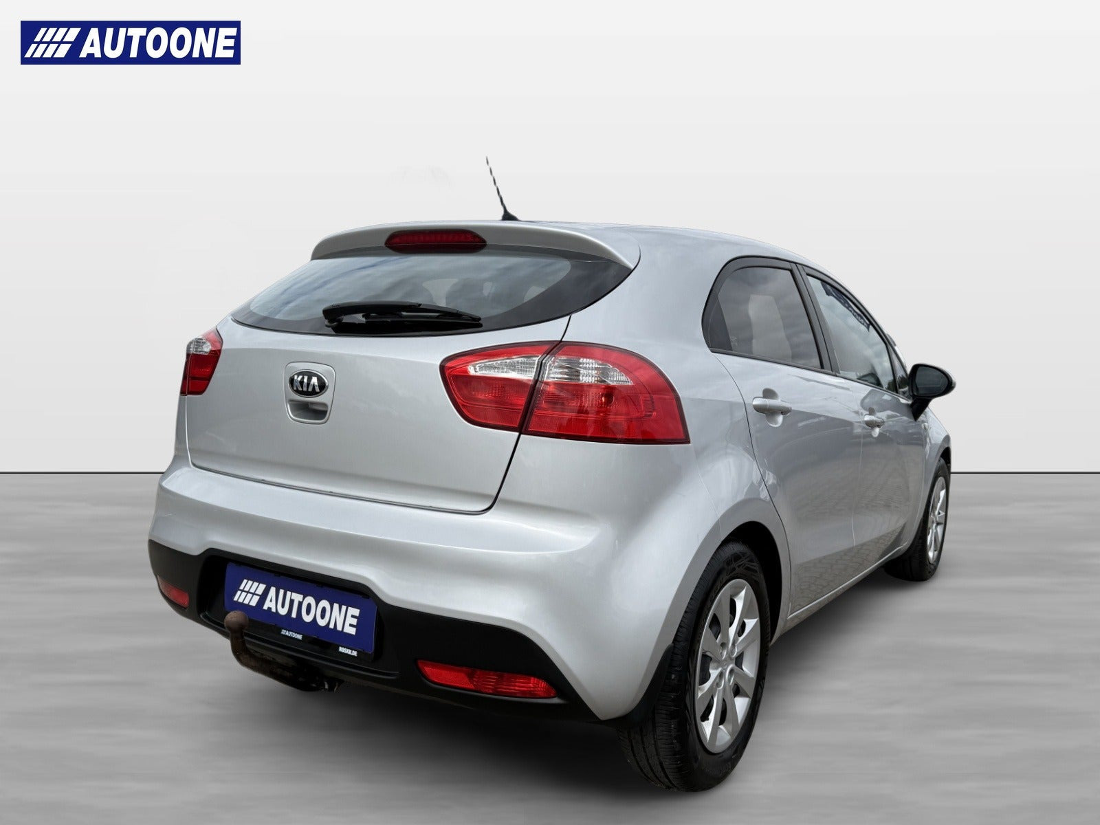 Sølv Kia Rio fra 2014