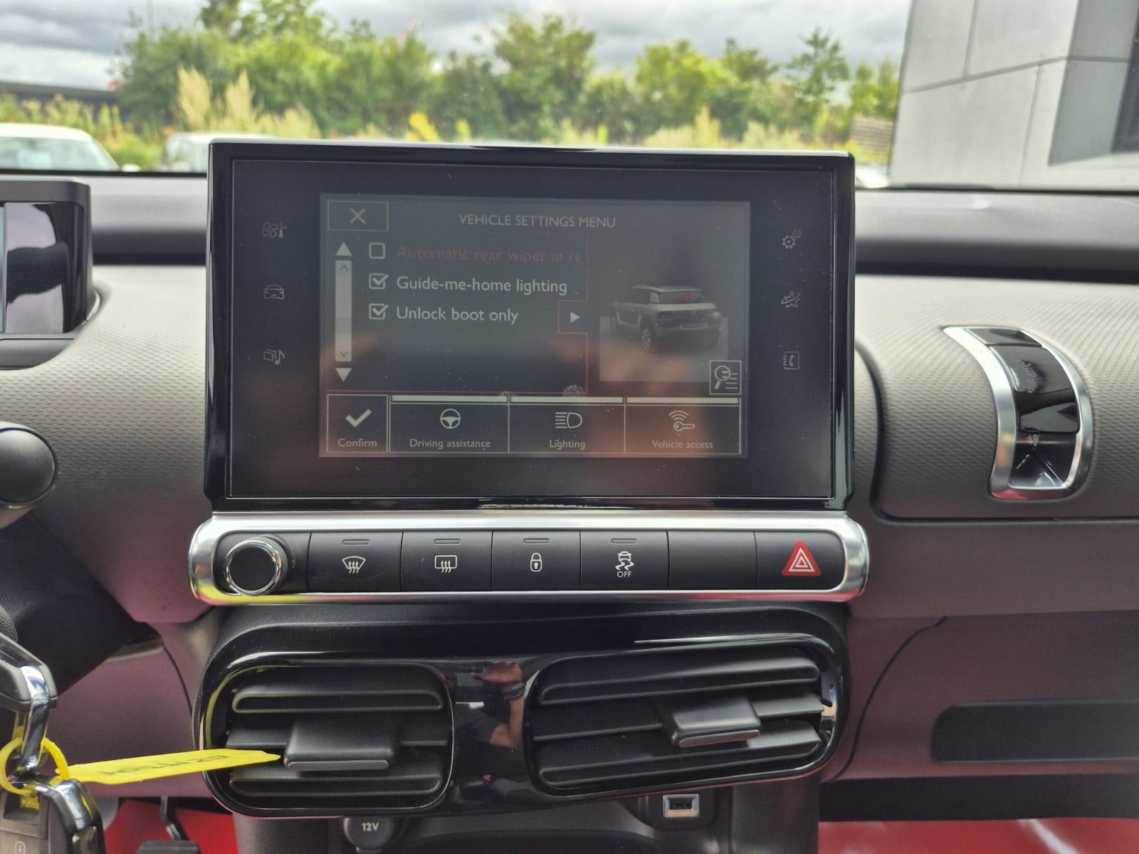 Hvid Citroën C4 Cactus fra 2018