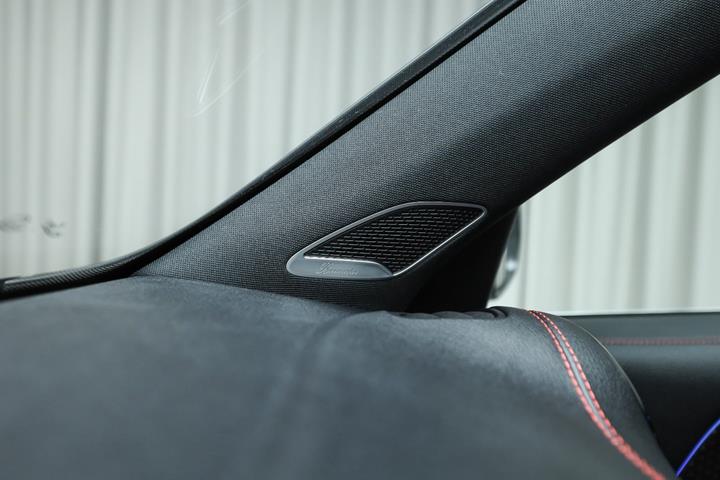Sort Mercedes EQB250+ fra 2026