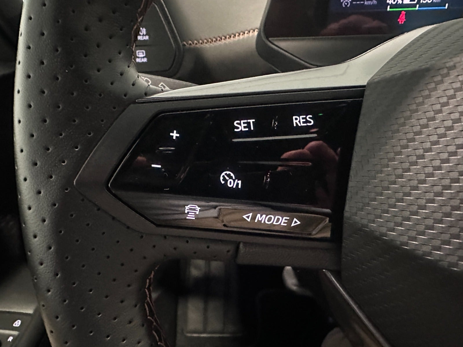 Grå Cupra Born fra 2024