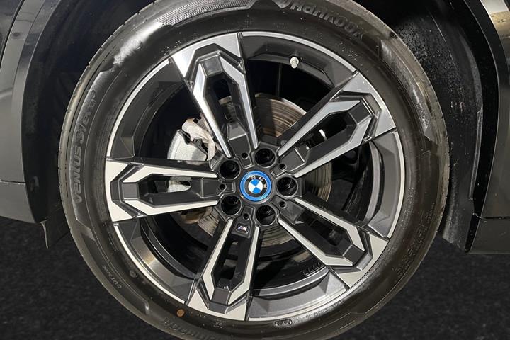 Sort BMW iX2 fra 2025