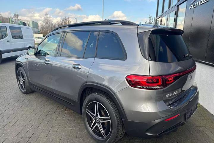 undefined Mercedes EQB 300 fra 2022