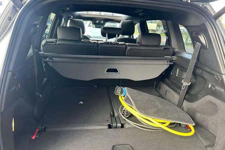 undefined Mercedes EQB 300 fra 2022