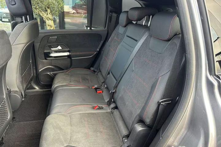 undefined Mercedes EQB 300 fra 2022