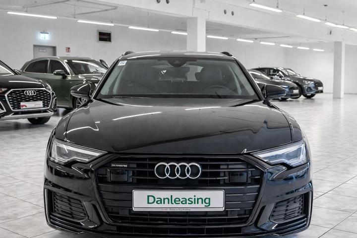Sort Audi A 6 fra 2022