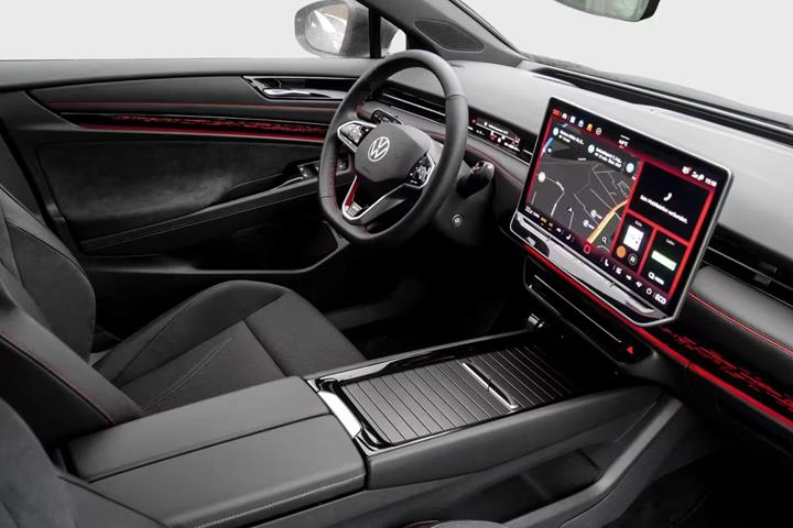Sort VW ID.7 fra 2024