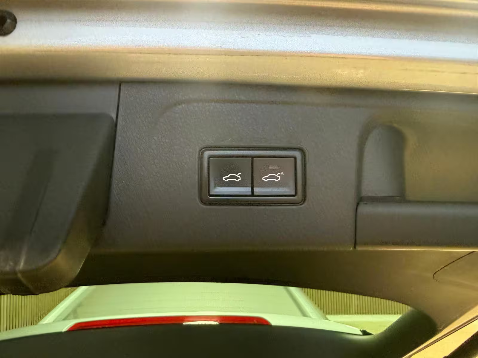 Sølv VW Passat fra 2020