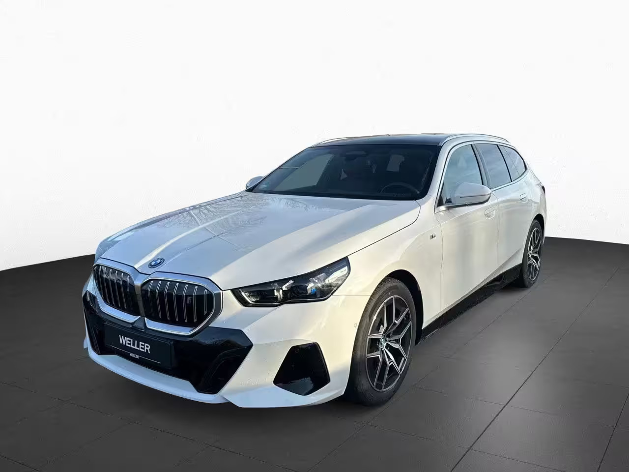BMW i5 eDrive40 T M Sport,AHK,Pano,B&W,DAPro