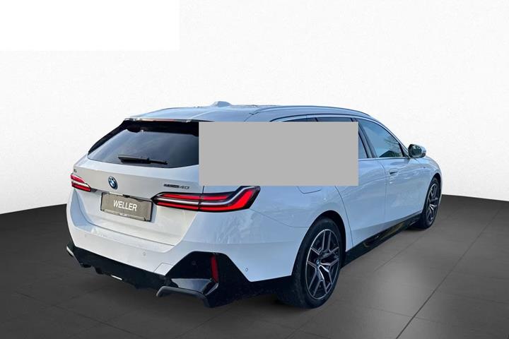 Hvid BMW i5 fra 2025