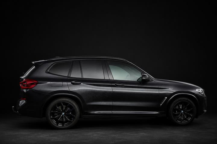 Sort BMW X3 fra 2018