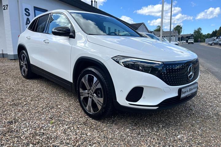 Hvid Mercedes EQA 250 fra 2025