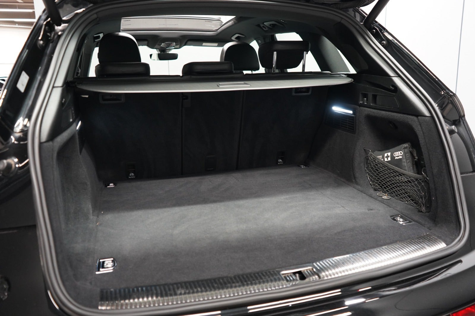 Sort Audi Q5 fra 2020