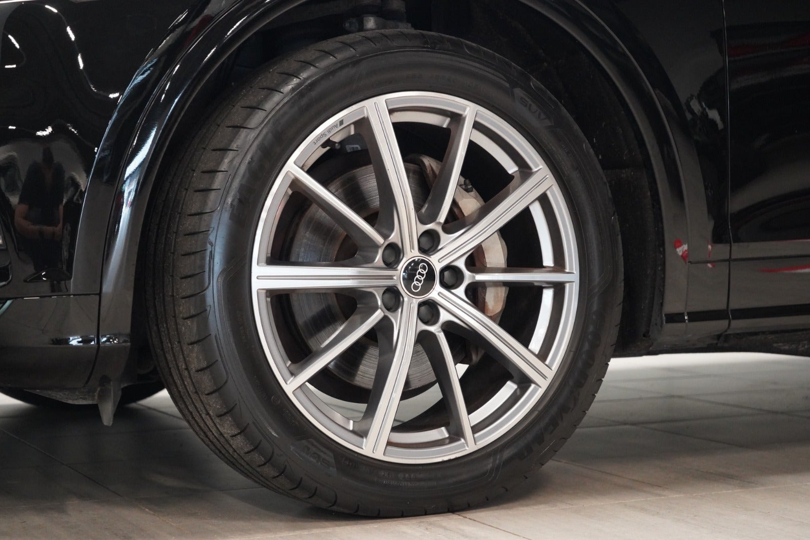 Sort Audi Q5 fra 2020