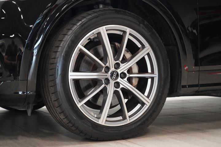 Sort Audi Q5 fra 2020