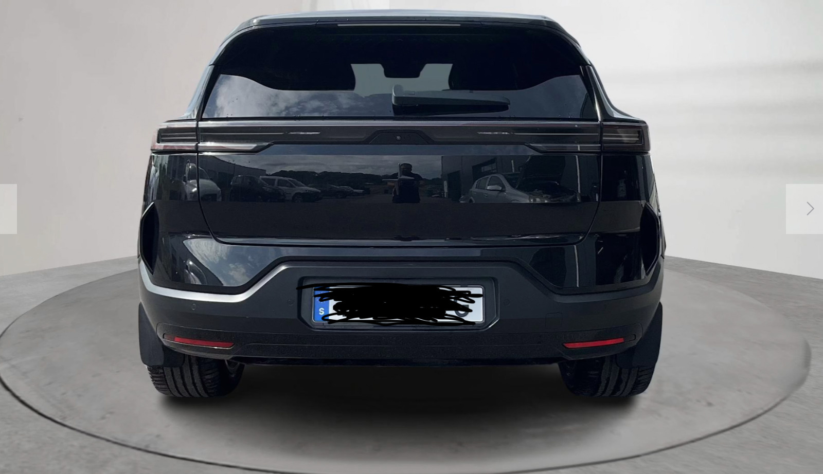 Sort Polestar 3 fra 2024