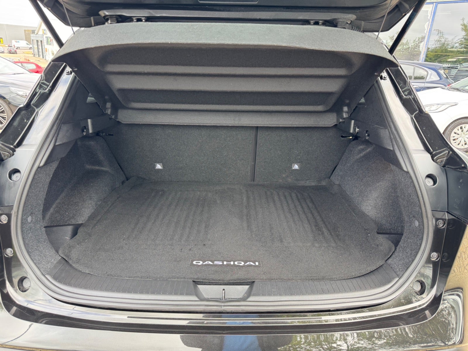 Sort Nissan Qashqai fra 2022
