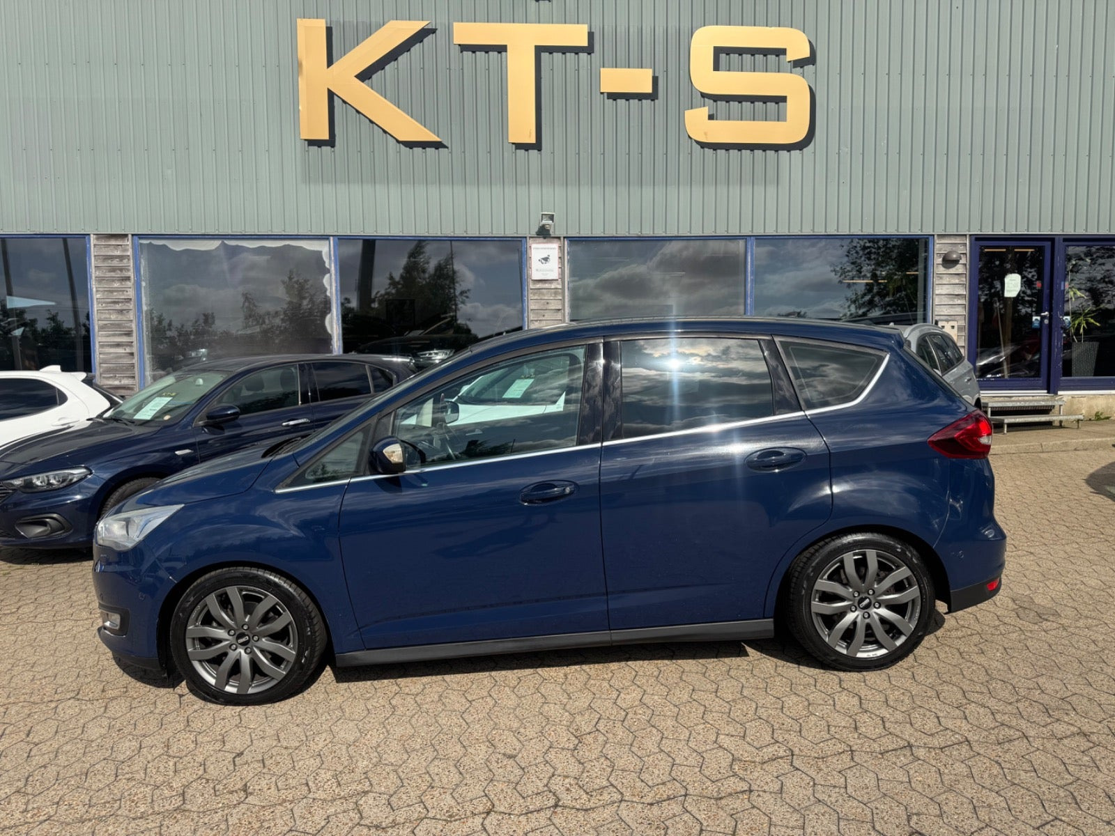 undefined Ford C-MAX fra 2016