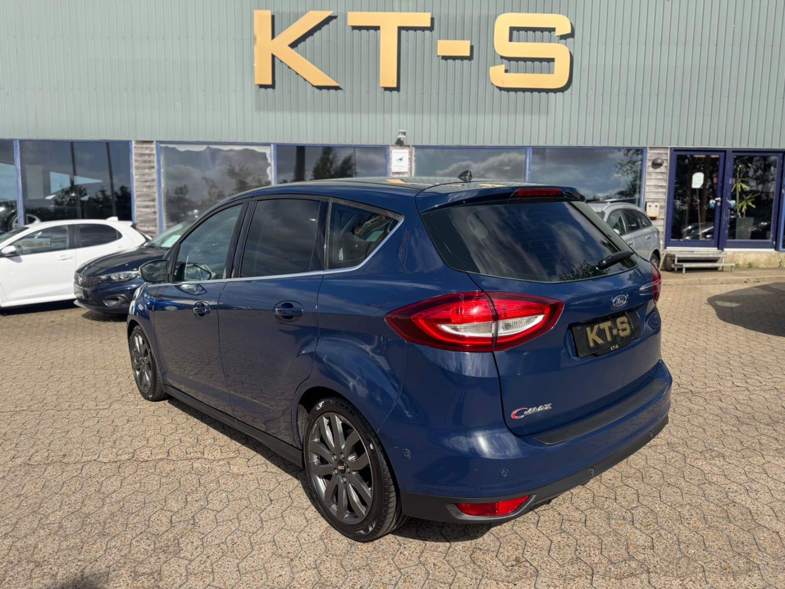 undefined Ford C-MAX fra 2016