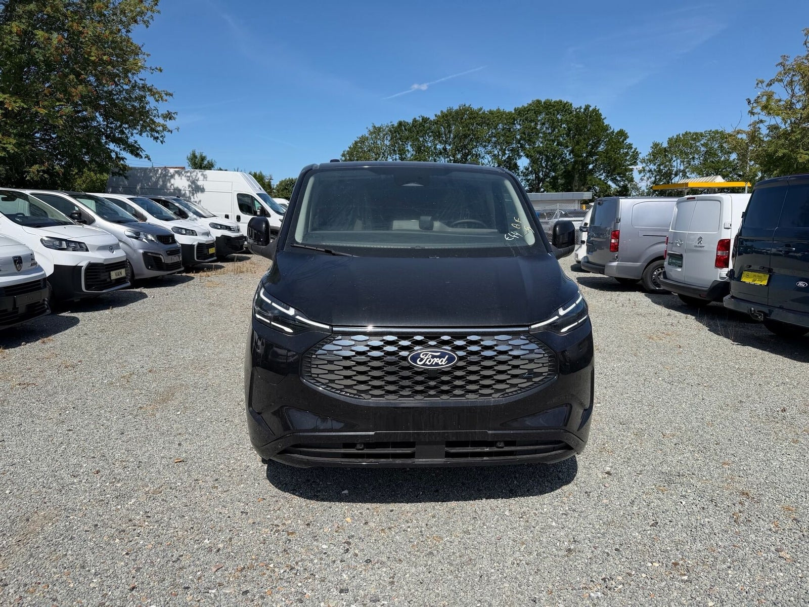 Sort Ford E-Transit Custom 320 L1 fra 2026