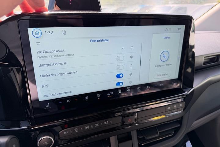 Blå Ford E-Transit Custom 320 L1 fra 2026