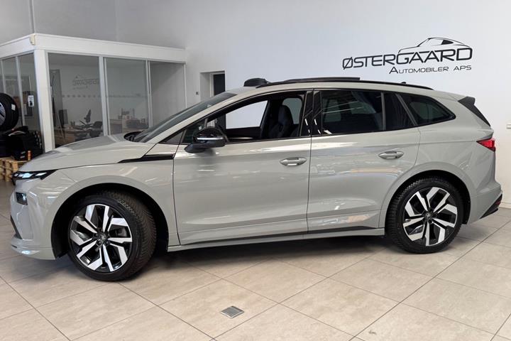 Grå Skoda Enyaq fra 2026