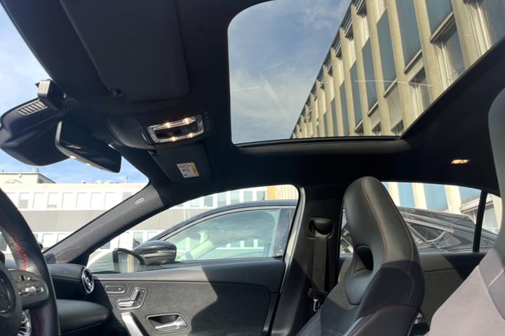 Hvid Mercedes A250 fra 2018