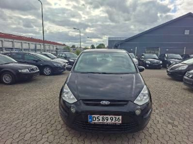Blå Ford S-MAX fra 2011