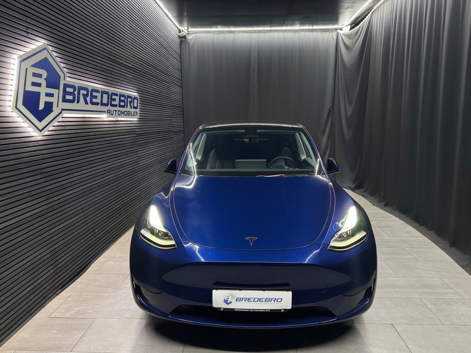 undefined Tesla Model Y fra 2023