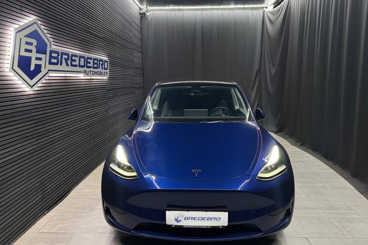 undefined Tesla Model Y fra 2023