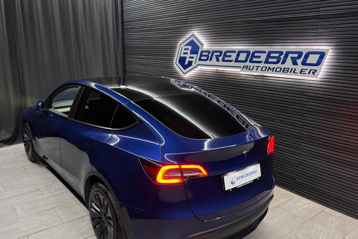 undefined Tesla Model Y fra 2023