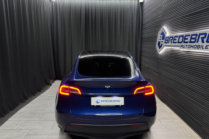 undefined Tesla Model Y fra 2023
