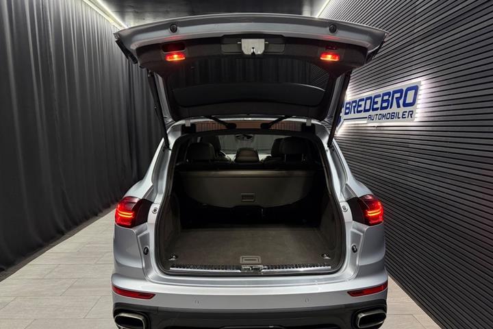 Sølv Porsche Cayenne fra 2017